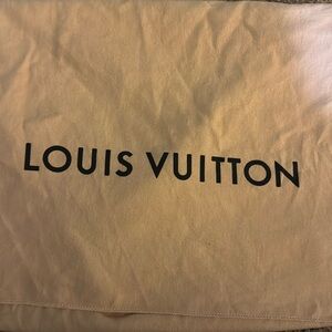 Louis Vuitton Crossbody Messenger